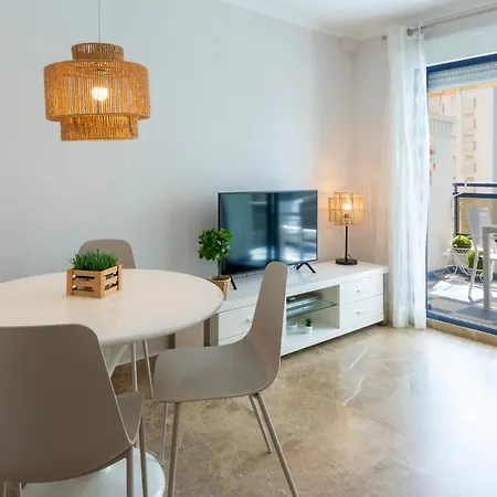 Ag Residencial El Eden * Playa de Gandia